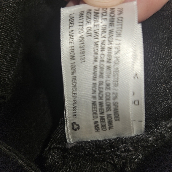 Wild Fable Womans Black Short Shorts Size 12 - Picture 8 of 11